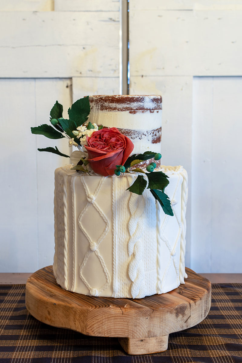 Knitted Wedding Cake design.